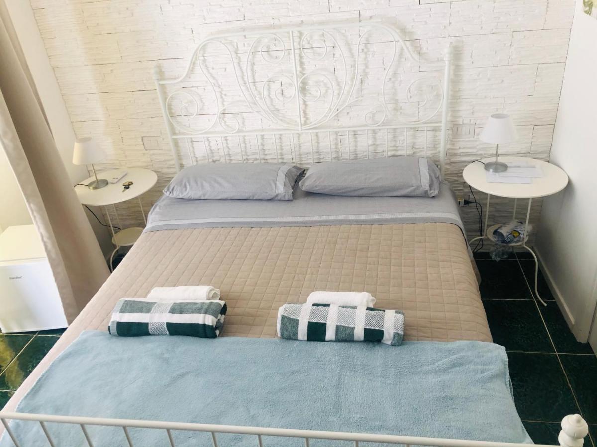 Zi' Mari' - Via Roma Otel Polignano a Mare Dış mekan fotoğraf